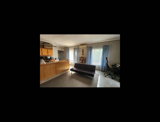 3 BEDROOM HOUSE FOR SALE IN THERESAPARK